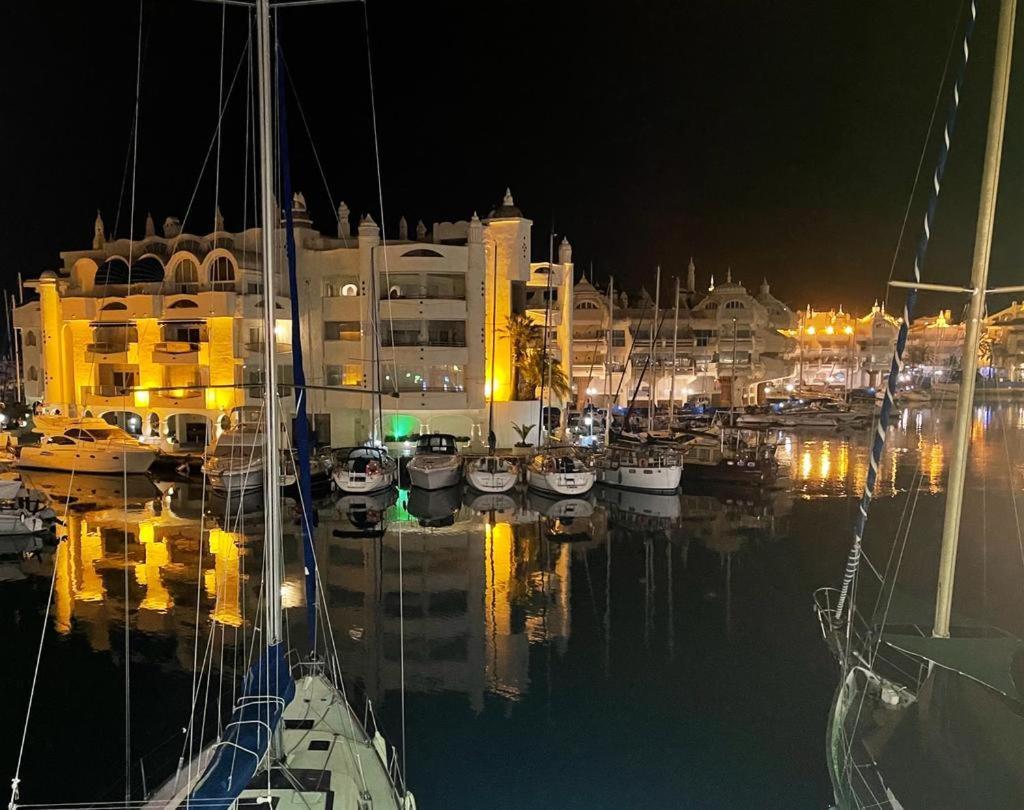 贝纳尔马德纳Atico En Puerto Marina公寓 外观 照片